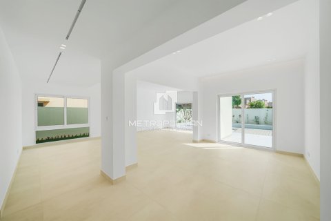 Villa de 5 chambres à Meadows, UAE No. 78732 6