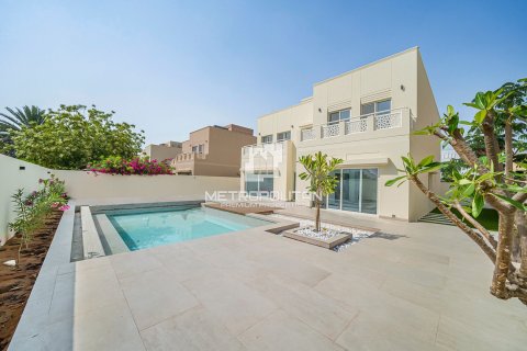 Villa de 5 chambres à Meadows, UAE No. 78732 2