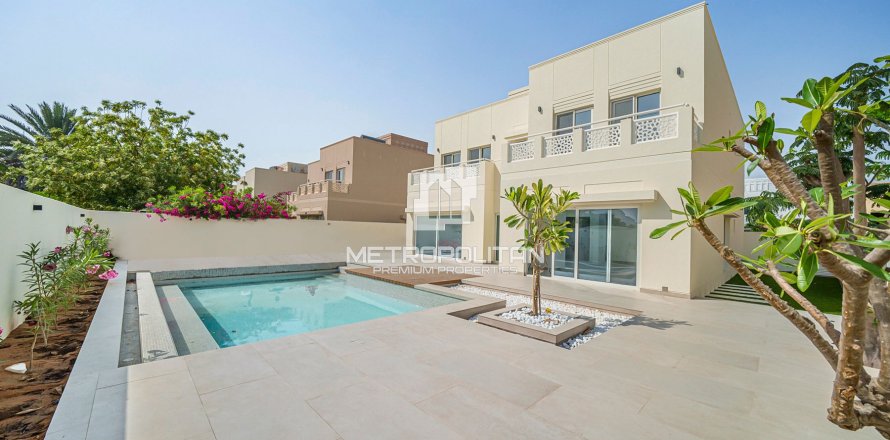 Villa de 5 chambres à Meadows, UAE No. 78732