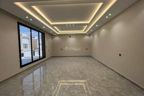 Villa de 5 dormitorios en Riyadh, Saudi Arabia No. 60337 10