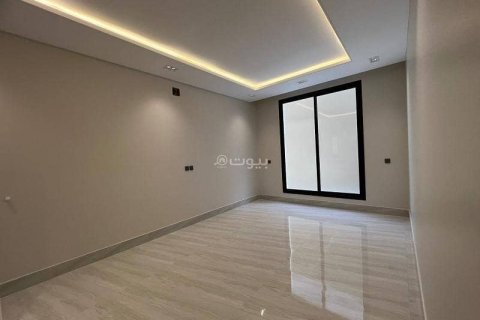 Villa de 5 dormitorios en Riyadh, Saudi Arabia No. 60337 19