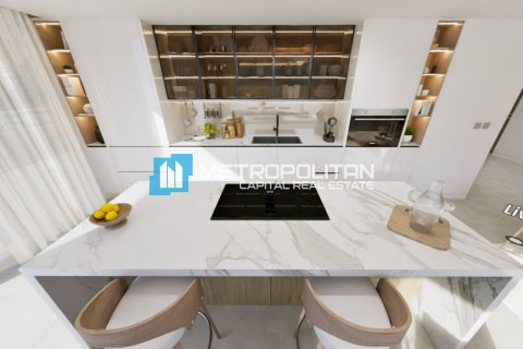 3 bedrooms Apartment in Abu Dhabi, UAE No. 105922 10