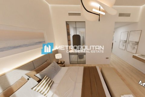 3 bedrooms Apartment in Abu Dhabi, UAE No. 105922 12
