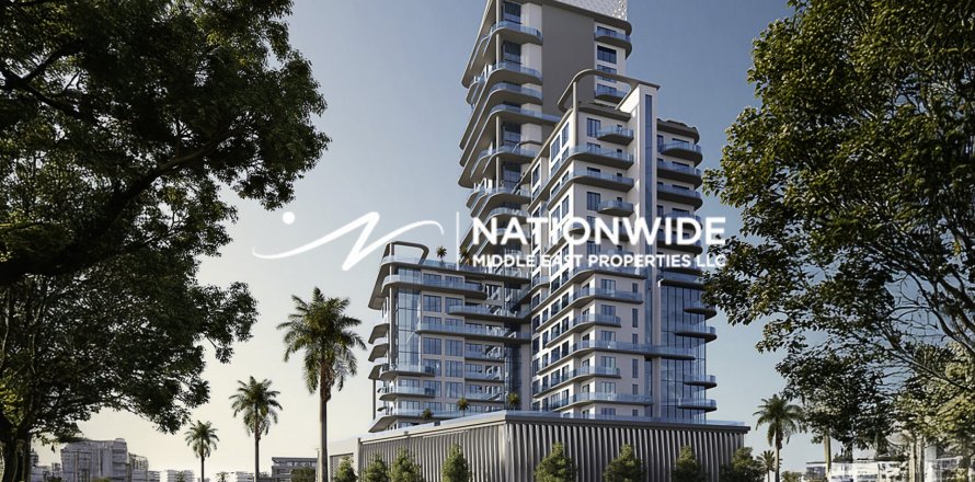 3 bedrooms Apartment in Abu Dhabi, UAE No. 105892