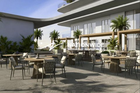 3 bedrooms Apartment in Abu Dhabi, UAE No. 105892 7