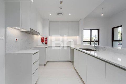 Apartment de 2 dormitorios en Umm Suqeim, UAE No. 87070 4