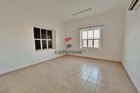 5 bedrooms Villa in Al Markhaniya, UAE No. 86360 14