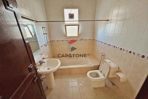 5 bedrooms Villa in Al Markhaniya, UAE No. 86360 23