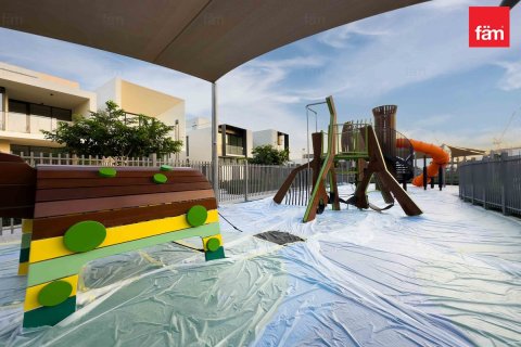 Villa de 5 dormitorios  No. 105758 31