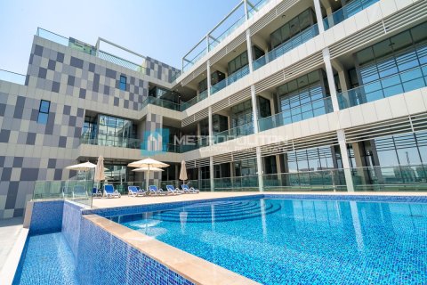 2 bedrooms Apartment in Al Raha Beach, UAE No. 91927 1