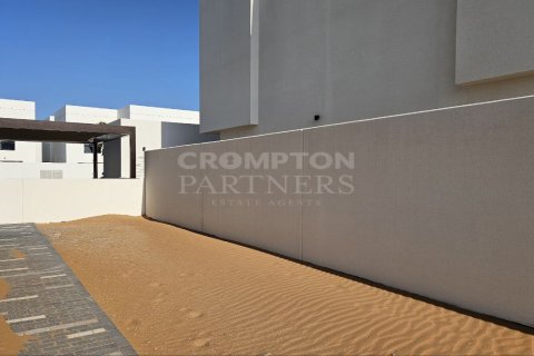 3 bedrooms Villa on the Yas Island, UAE No. 83192 11