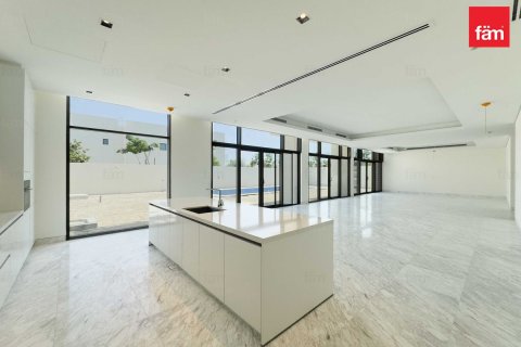 Villa de 6 dormitorios en Dubai, UAE No. 90612 21
