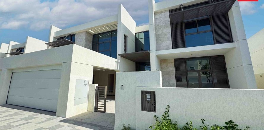 Villa de 6 dormitorios en Dubai, UAE No. 90612