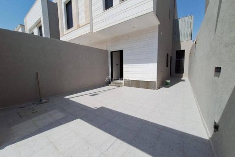 Квартира с 3 спальнями в Эр-Рияд, Саудовская Аравия №99510 2