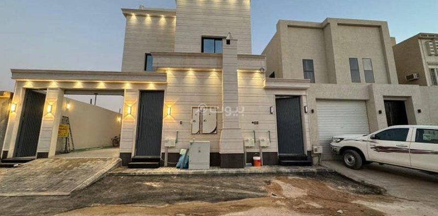Квартира с 5 спальнями в Эр-Рияд, Саудовская Аравия №99511
