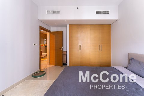 Apartment de 2 dormitorios en Claren Towers, UAE No. 74374 9