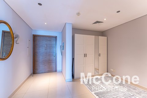 Apartment de 2 dormitorios en Claren Towers, UAE No. 74374 14