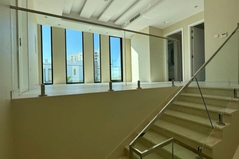 Commercial property de 3 dormitorios en Al Zorah, UAE No. 79534 14