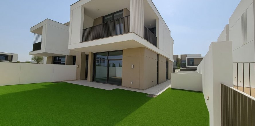 Villa de 4 chambres à Al Furjan, UAE No. 105794