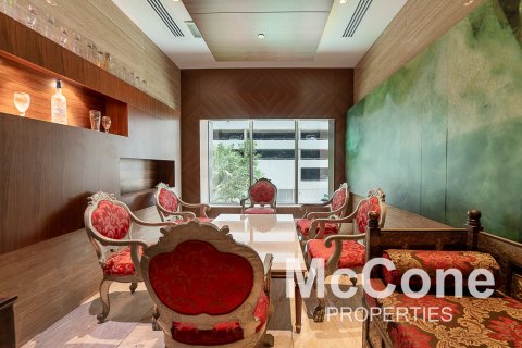 72.65مربع، محل تجاري في Sheikh Zayed Road, الإمارات العربية المتحدة رقم 74200 3