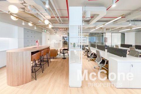 Office de 212m² en Sheikh Zayed Road, UAE No. 74213 2