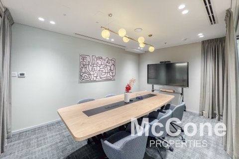 Office de 212m² en Sheikh Zayed Road, UAE No. 74213 13