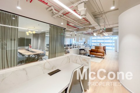 Office de 212m² en Sheikh Zayed Road, UAE No. 74213 16