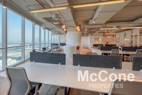 212مربع، مكتب في Sheikh Zayed Road, الإمارات العربية المتحدة رقم 74212 11