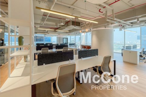 212مربع، مكتب في Sheikh Zayed Road, الإمارات العربية المتحدة رقم 74212 23