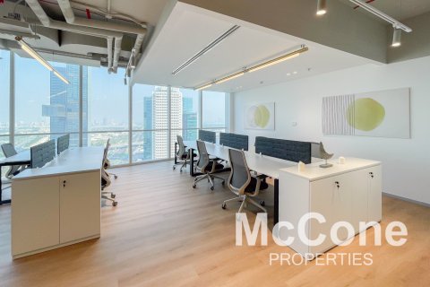 212مربع، مكتب في Sheikh Zayed Road, الإمارات العربية المتحدة رقم 74212 27