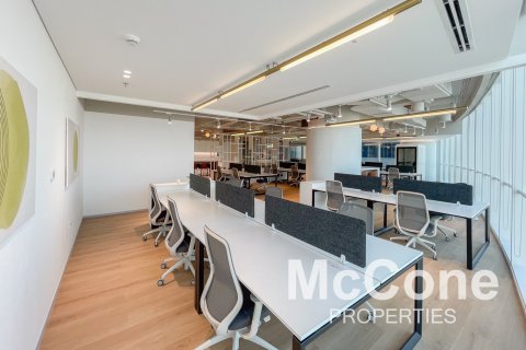 212مربع، مكتب في Sheikh Zayed Road, الإمارات العربية المتحدة رقم 74212 4