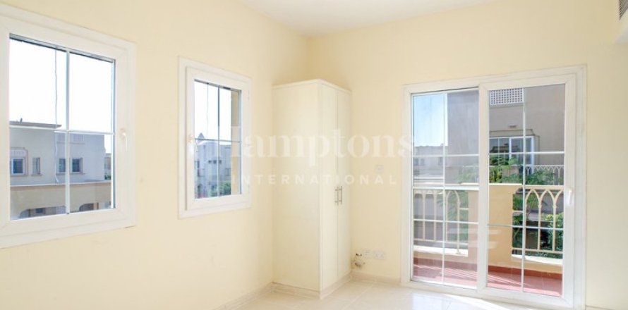 Villa de 2 dormitorios en Springs 15, UAE No. 72857