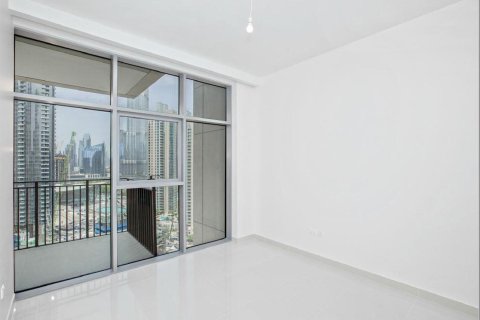 Apartment de 2 dormitorios en BLVD Crescent, UAE No. 90759 4