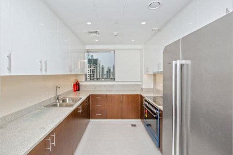 Apartment de 2 dormitorios en BLVD Crescent, UAE No. 90759 11