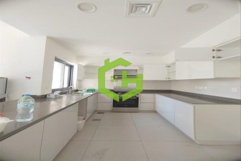 Villa de 4 chambres  No. 90780 17