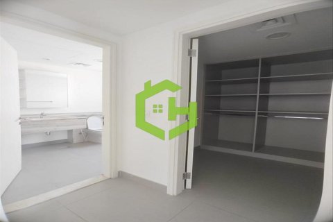 Villa de 4 chambres  No. 90780 12