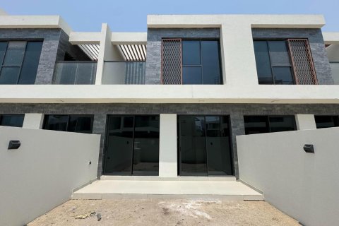 Villa de 4 chambres à DAMAC Hills (Akoya by DAMAC), UAE No. 90763 18