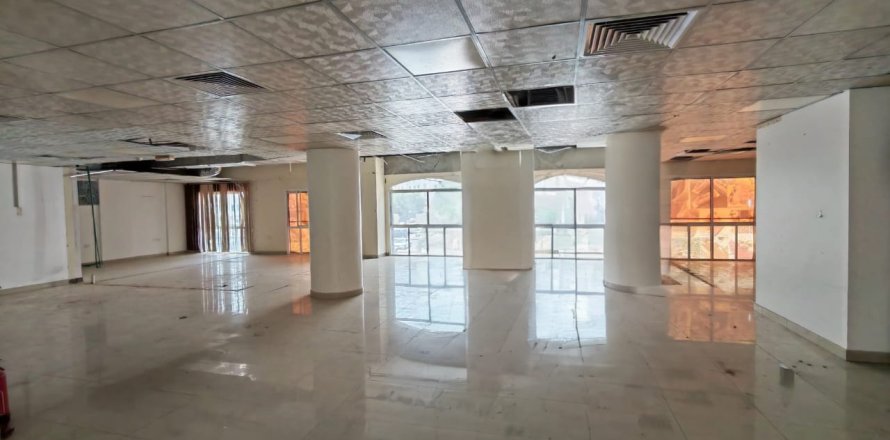 محل تجاري في بوشر, عُمان رقم 98810