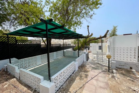 Villa de 3 dormitorios en Muscat, Oman No. 98811 10