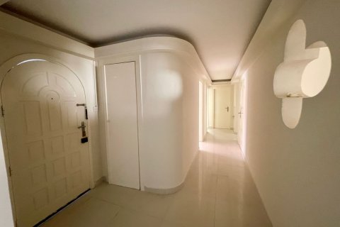 Villa de 3 dormitorios en Muscat, Oman No. 98811 2