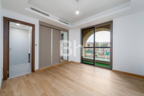 Квартира с 3 спальнями в Джумейра Бич Резиденс, ОАЭ №87088 6