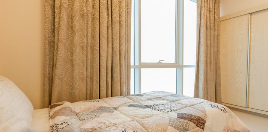 Apartment de 2 dormitorios en Jumeirah Beach Residence, UAE No. 96118