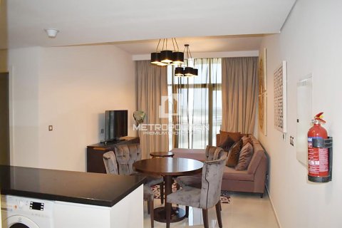 Apartment de 2 dormitorios en Jumeirah Village Circle, UAE No. 78056 2