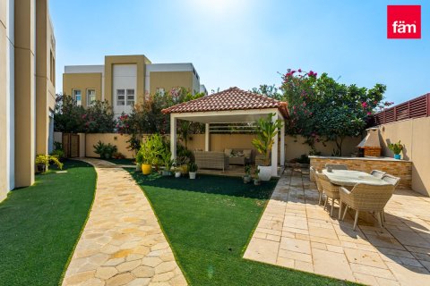 Villa de 5 dormitorios en Dubai, UAE No. 88912 19