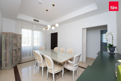 Villa de 5 dormitorios en Dubai, UAE No. 88912 8