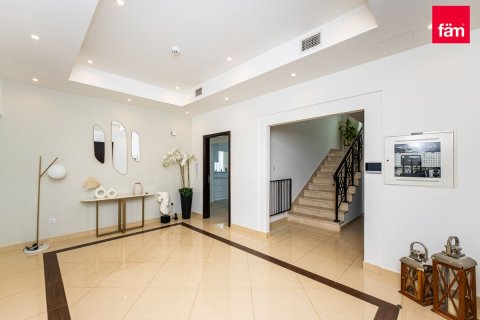 Villa de 5 dormitorios en Dubai, UAE No. 88912 9