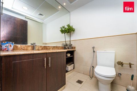 Villa de 5 dormitorios en Dubai, UAE No. 88912 23