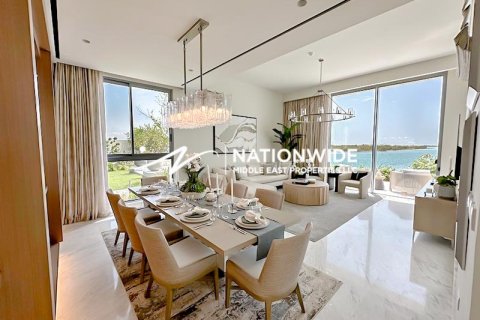 Villa de 4 dormitorios en Abu Dhabi, UAE No. 81676 4