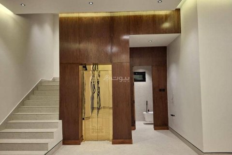 Вилла с 6 спальнями в Эр-Рияд, Саудовская Аравия №99607 19