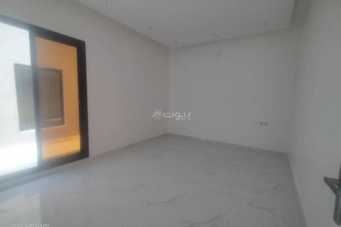 Вилла с 4 спальнями в Эр-Рияд, Саудовская Аравия №99604 18